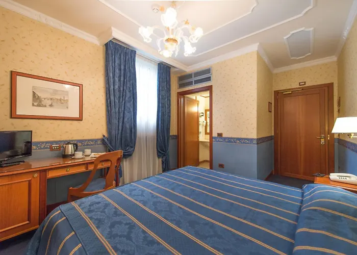 Отель Diana Park 3*