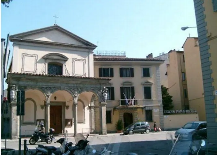 Отель Diana Park