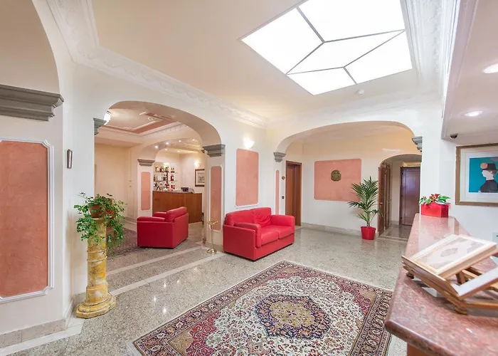 Отель Diana Park