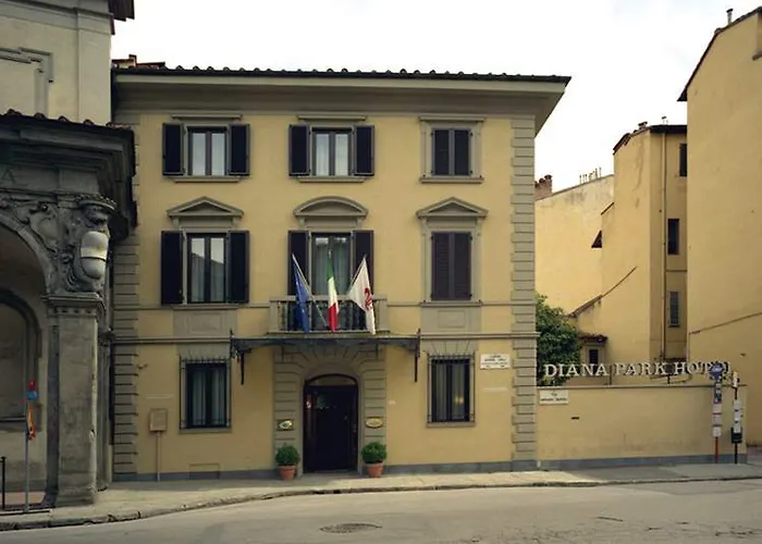 Отель Diana Park